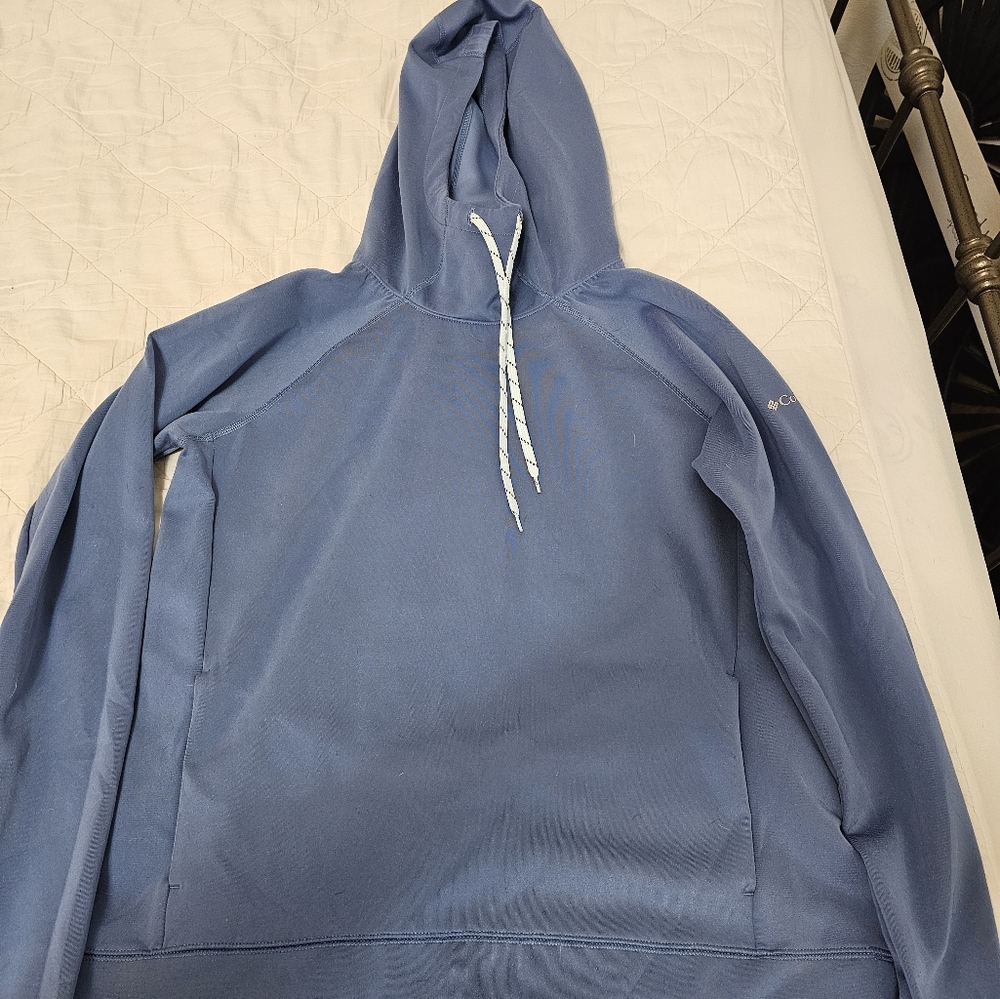 Columbia Sweatshirt